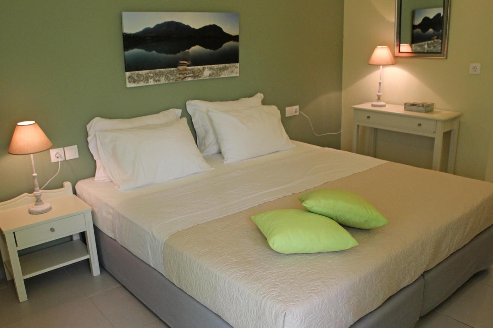 Effi Apartments Platanés Zimmer foto